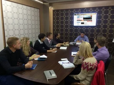 Корпоративное обучение сотрудников на заводе
